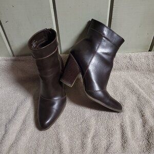 Womens US 9 EU 40 Target High Heel Ankle Boots Chocolate Brown Point Toe Zip Up